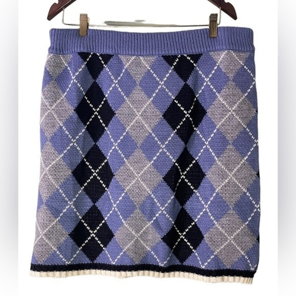 Fashion Nova| Serena Plaid Knit Sweater Skirt